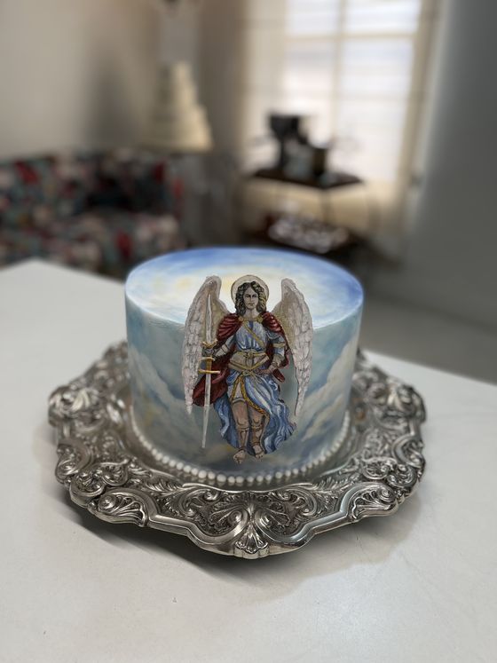 Bolo pintado à mão por Sandra Gonzaga